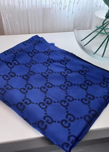 Koyu Mavi Kadın Şal Drapeli Sentetik Kumaş - Görsel 2