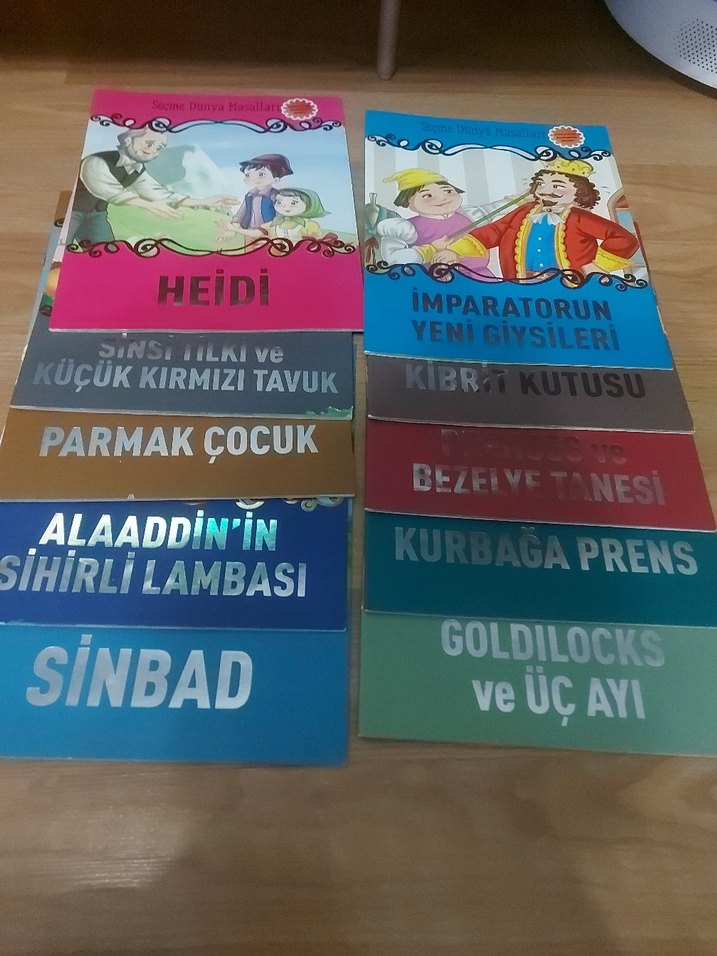 Ayakkabıcı ve Küçük Cinler Çocuk Kitabı - Görsel 3