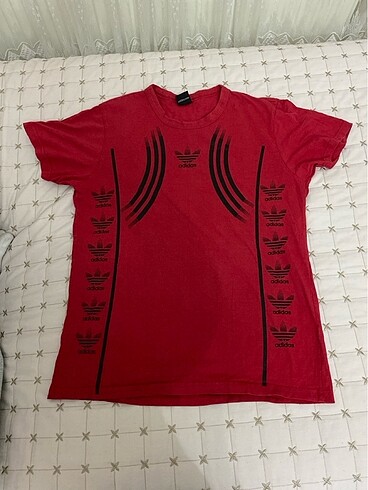 Adidas tişört