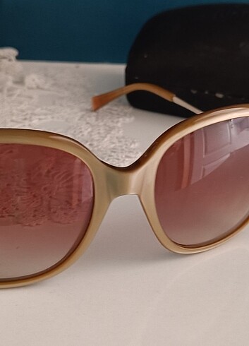  Beden Pierre Cardin