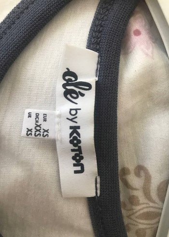 xs Beden Beyaz Baskılı T-shirt