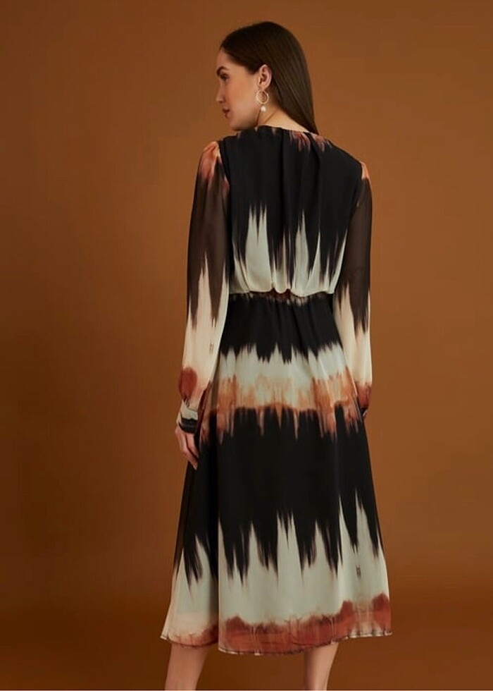 Batik desen şifon elbise - Görsel 3