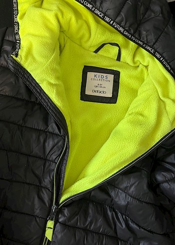 Defacto - Kapüşonlu Siyah Erkek Çocuk Mont - Görsel 2