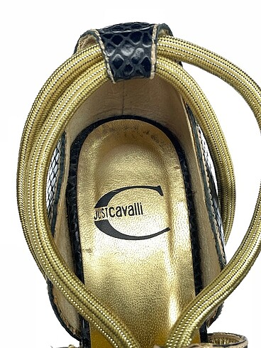 39 Beden altın Renk Roberto Cavalli Klasik Ayakkabı %70 İndirimli.