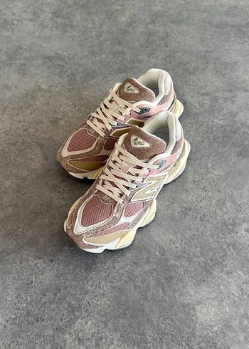 42 Beden çeşitli Renk NEW BALANCE 9060 LANDSLIDE MUSHROOM