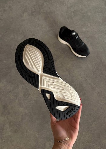 42 Beden Skechers