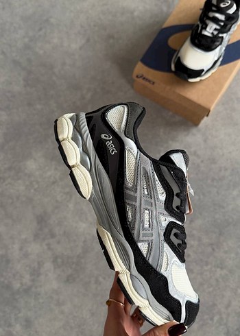 42 Beden Asics GEL-NYC Ivory Clay Grey