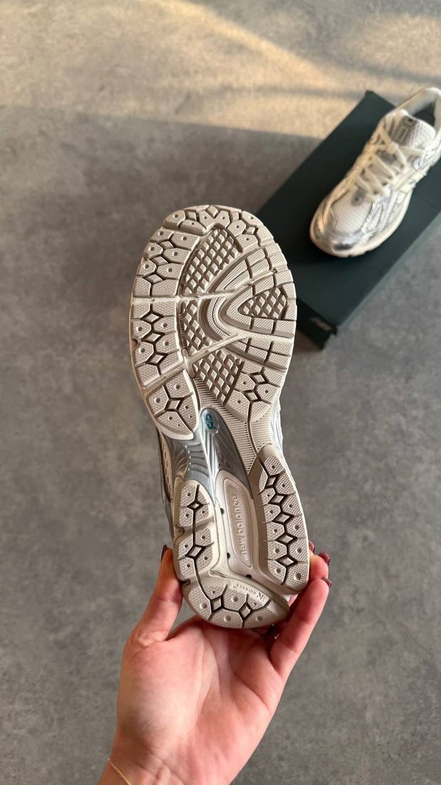 New Balance 1906 Silver Metallic - Görsel 3