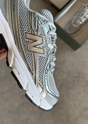 38 Beden New Balance 740 Silver unisex