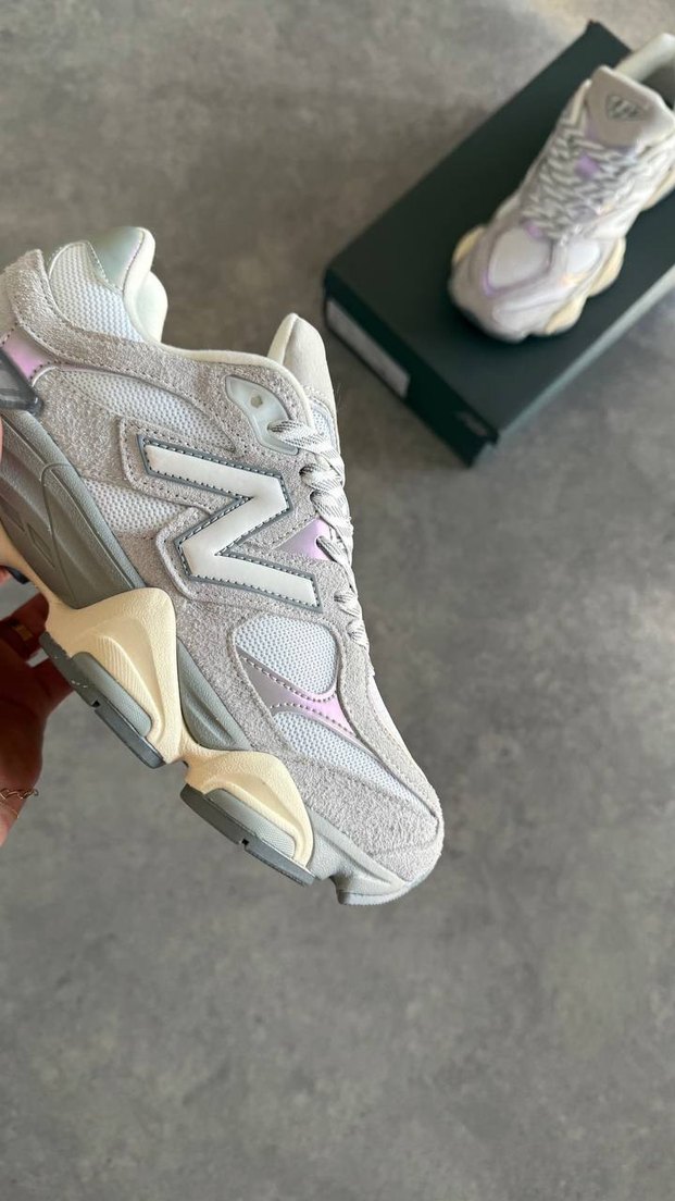 New Balance 9060 Light Grey White - Görsel 3