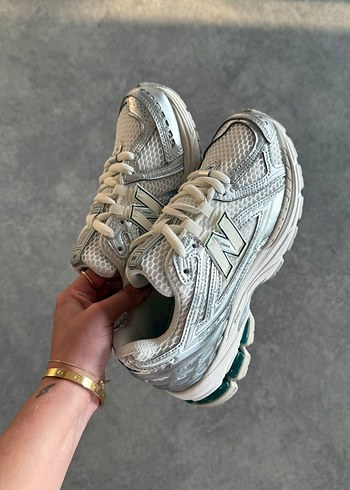 New Balance 1906 Silver Metallic