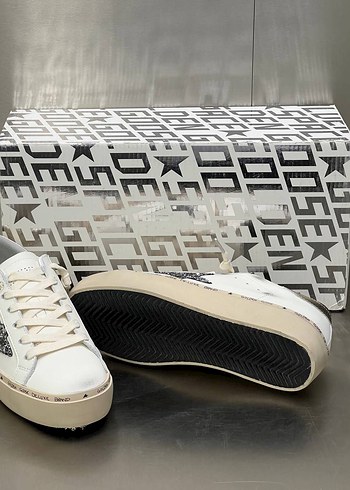Golden Goose Deluxe Golden Goose Deluxe