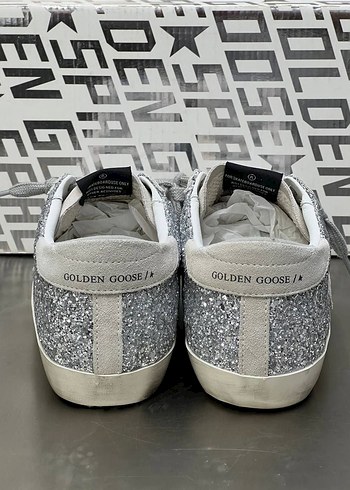 Golden Goose Deluxe Golden Goose