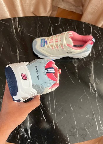 38 Beden Skechers Dlites Rainbow