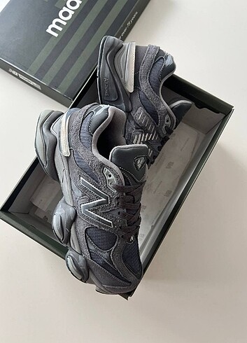 New Balance 9060 unisex