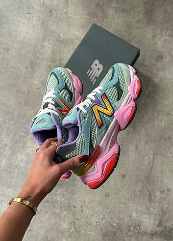 New balance 9060