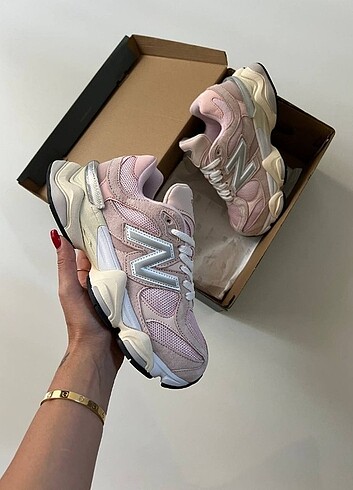 38 Beden New Balance 9060 Pink
