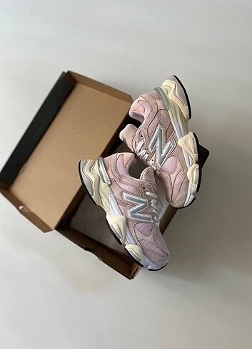 38 Beden çeşitli Renk New Balance 9060 Pink