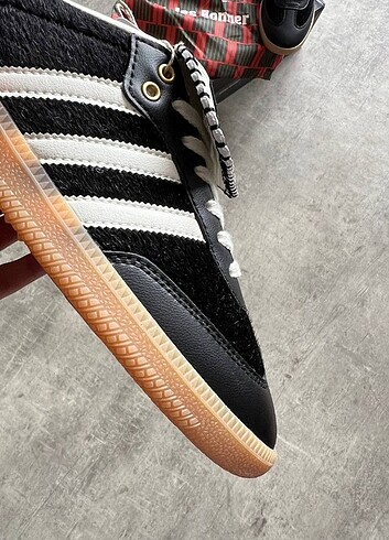 38 Beden Adidas Samba X Wales Bonner