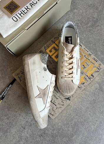 Golden Goose deluxe