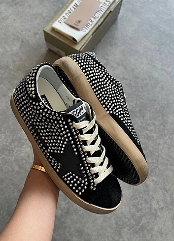 Golden Goose Deluxe