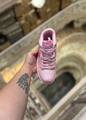 38 Beden çeşitli Renk Nike Dunk Low triple Pink