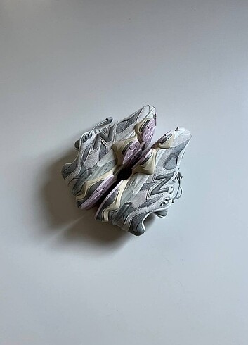 New Balance New Balance 9060 ?Grey Lilac? Unisex 