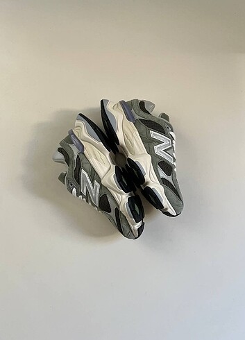 New Balance 9060 ?Dark Camo? 