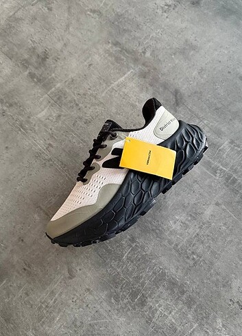 New Balance District Vision x Fresh Foam X More Trail v3 ?Jet S