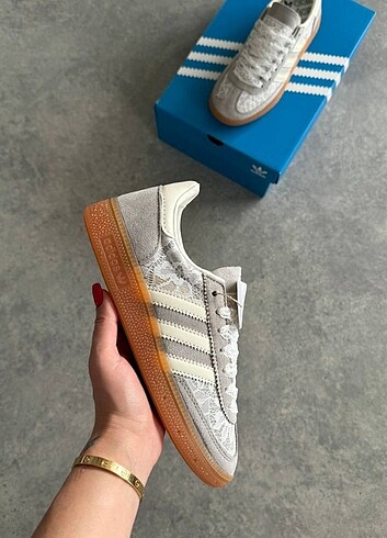 Adidas Spezial ?Lace? Grey