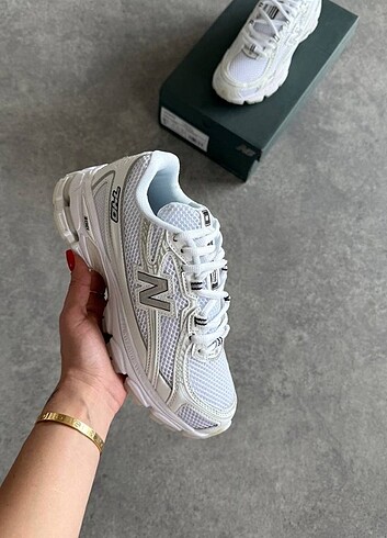 New Balance 740 ?White Silver Cream? 
