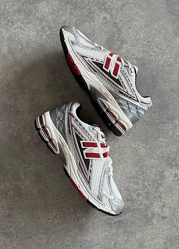 New Balance New Balance 1906R ?Silver Red?