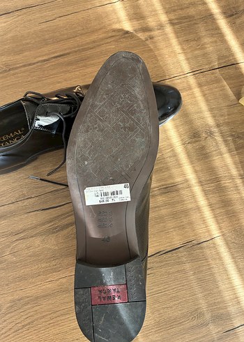 Kemal Tanca 0 ayarında rugan 46 numara - Görsel 3