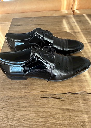 Kemal Tanca 0 ayarında rugan 46 numara - Görsel 2