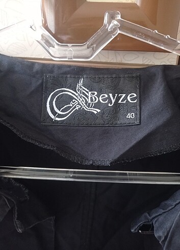 40 Beden Siyah Trençkot 
