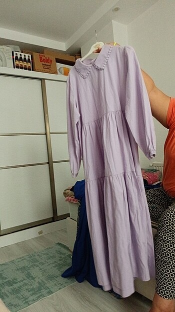 Yakalı elbise ürünü bir kez giyildi 