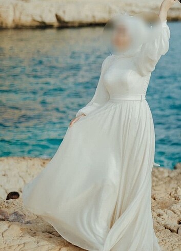Beyaz şifon elbise 