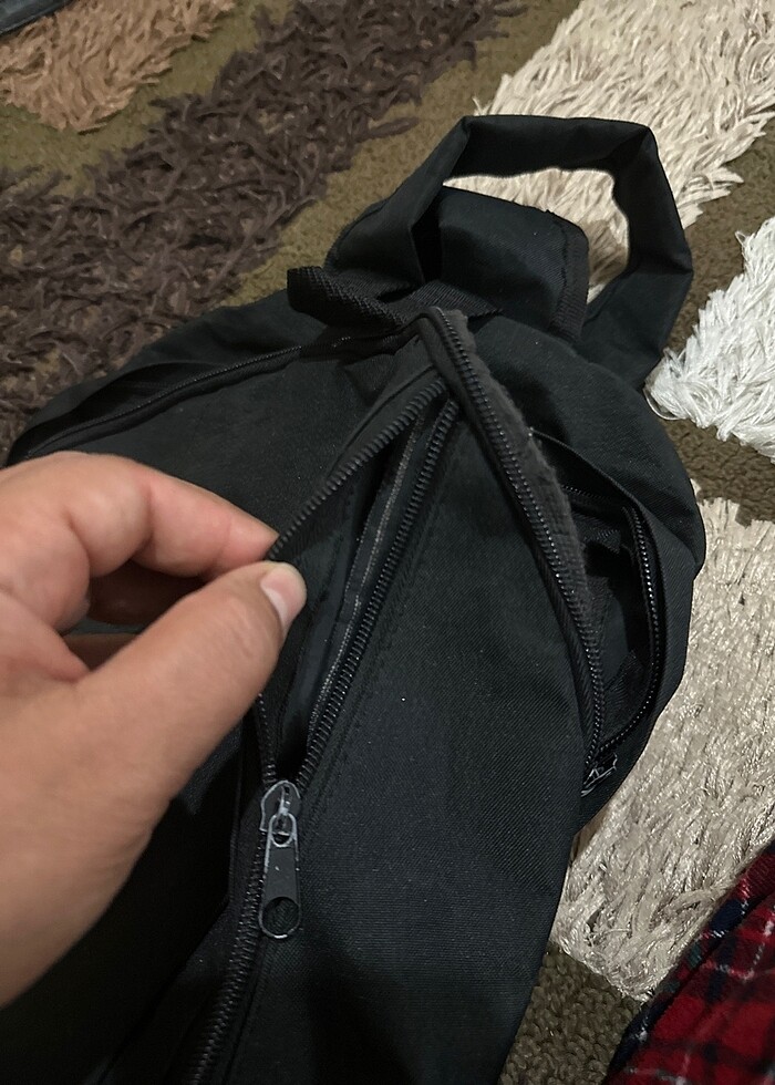 Çanta fermuar sağlam deforme yok - Görsel 3