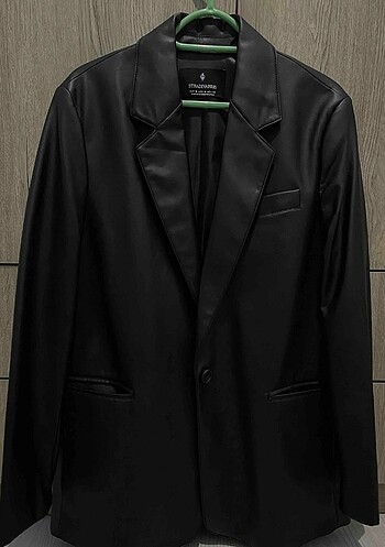 l Beden siyah Renk STRADIVARIUS DERİ BLAZER CEKET