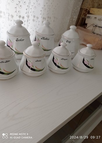 Beyaz Pastel Desenli Baharatlık Seti - Görsel 3