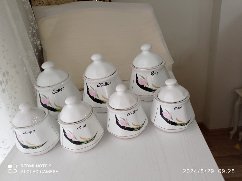 Beyaz Pastel Desenli Baharatlık Seti - Görsel 4