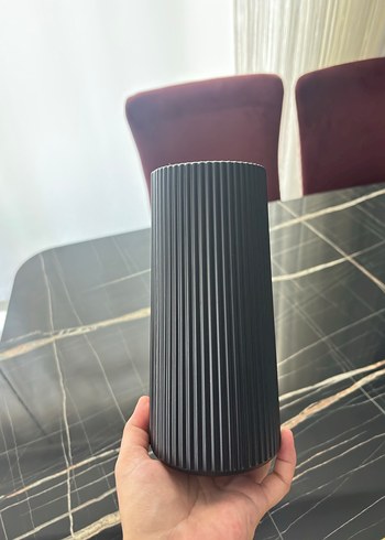 Siyah Dikey Çizgili Vazo - Görsel 4