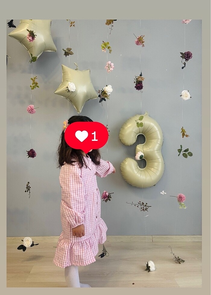 Çiçekli doğum günü partisi - Görsel 3