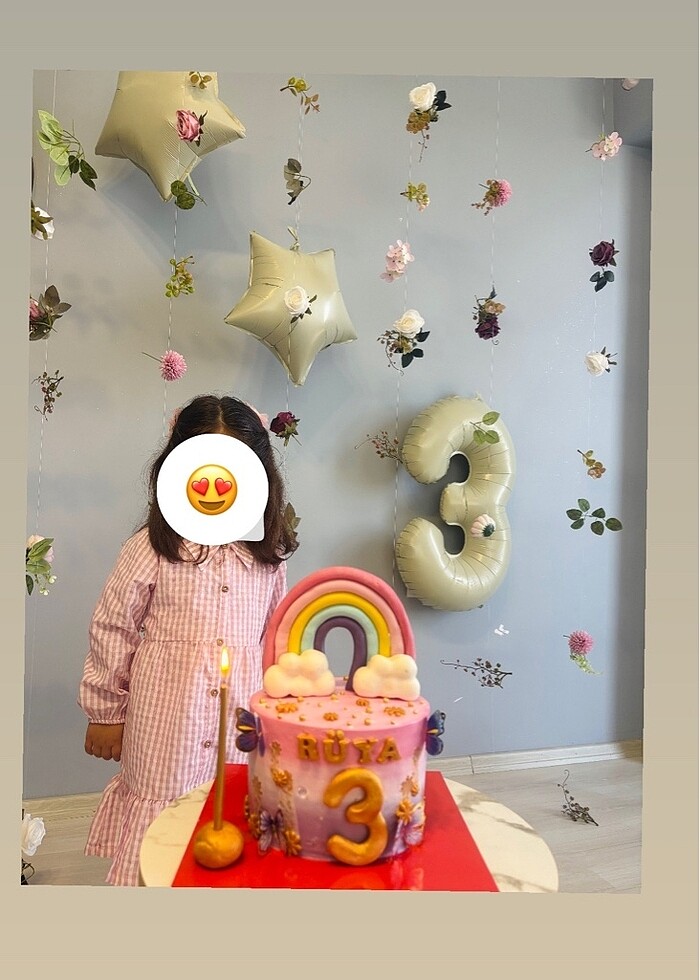 Çiçekli doğum günü partisi - Görsel 4
