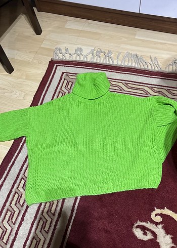 Yeşil Kadın Boğazlı Örgü Kazak - Görsel 2