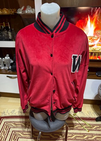 Kırmızı Düğmeli Spor Kadın Ceket - Görsel 3