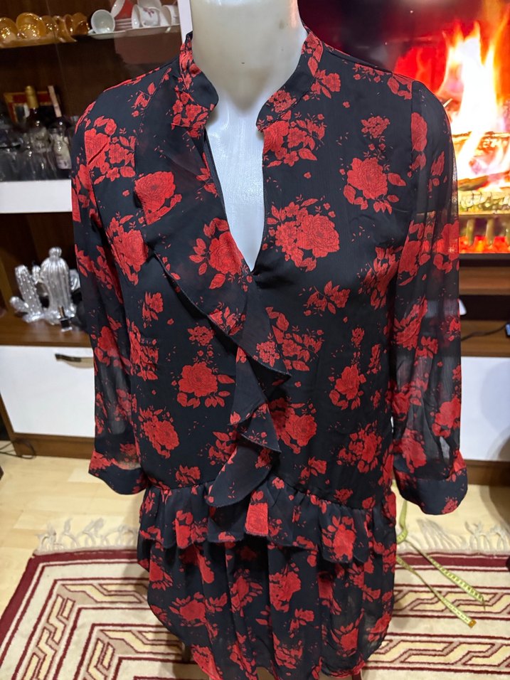 Zara Kırmızı Çiçek Desenli Fırfırlı Bohem elbise - Görsel 2