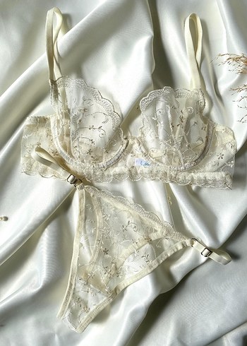 Nakışlı Kırık Beyaz Vintage Parisian Sütyen ve Külot takımı - Görsel 4
