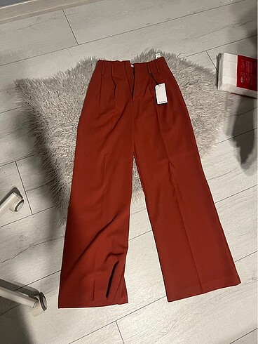 Stradi etiketli pantalon