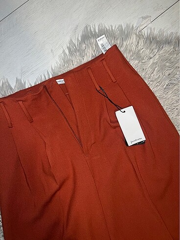 m Beden Stradi etiketli pantalon